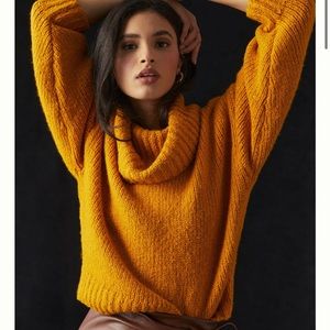 LIKE NEW! Pilcro / anthropology gold turtleneck sweater